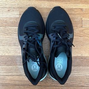 Lululemon Chargefeel Shoe (NEW, Never worn)